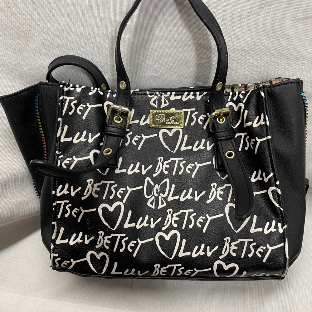 Luv Betsey Handbag Womens Medium Black White Logo Heart Satchel Rainbow‎ Zipper